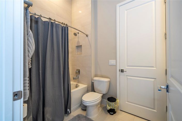 Image No.35-5 Bed Apartment for sale