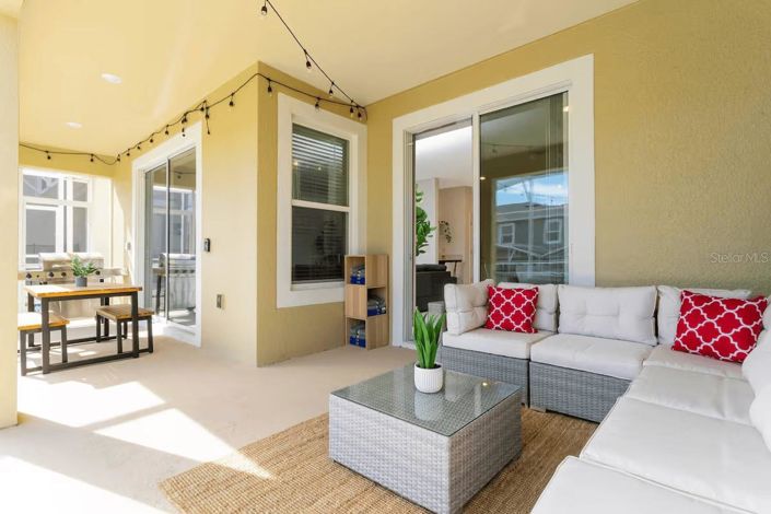 Image No.27-6 Bed House for sale