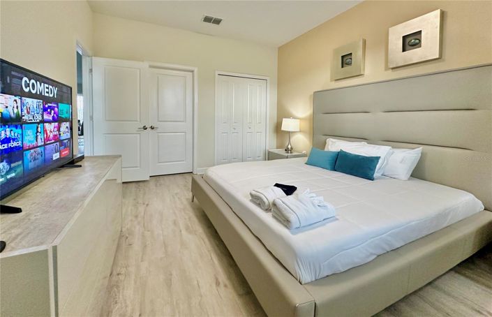 Image No.16-6 Bed House for sale