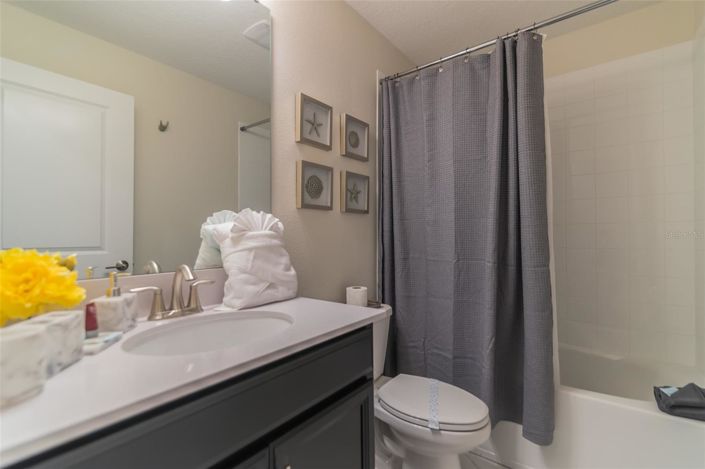 Image No.22-6 Bed House for sale