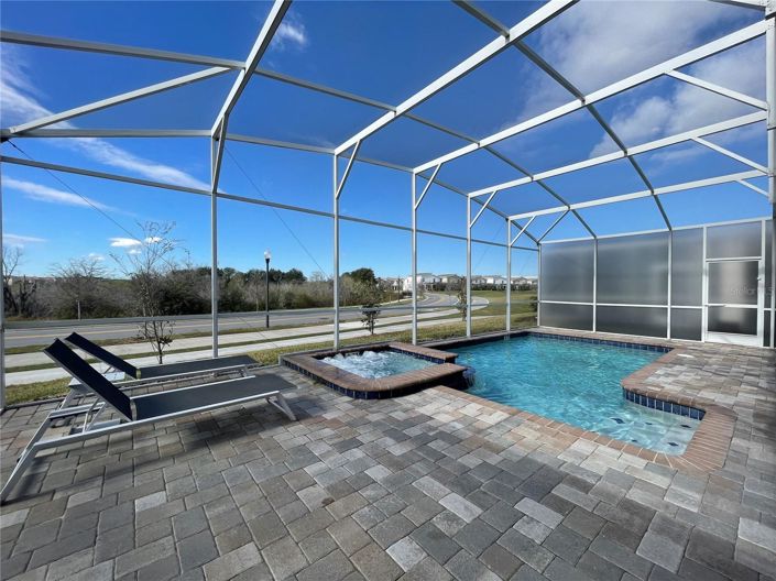 Image No.28-6 Bed House for sale