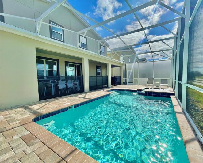 Image No.5-6 Bed House for sale