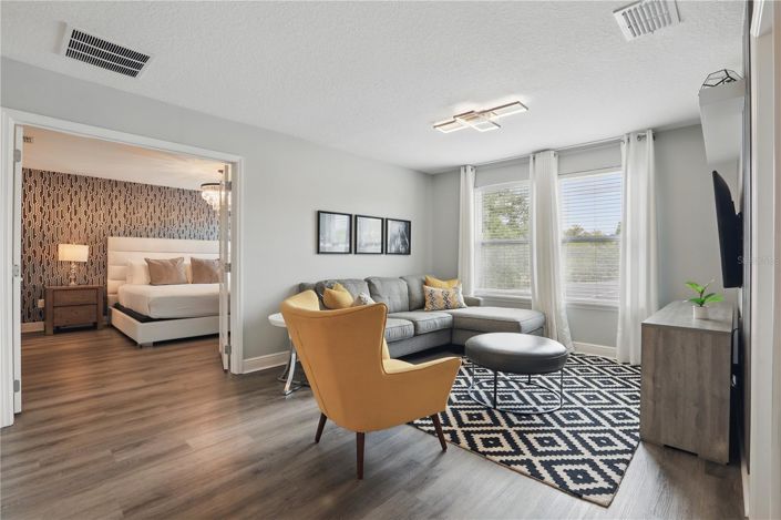 Image No.22-6 Bed House for sale