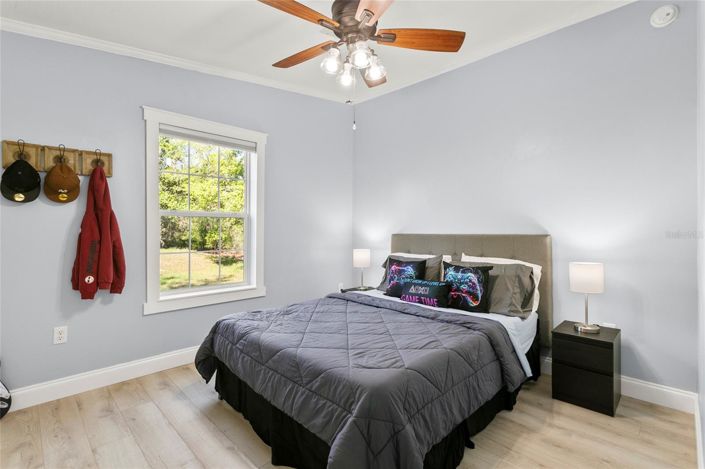 Image No.30-4 Bed House for sale