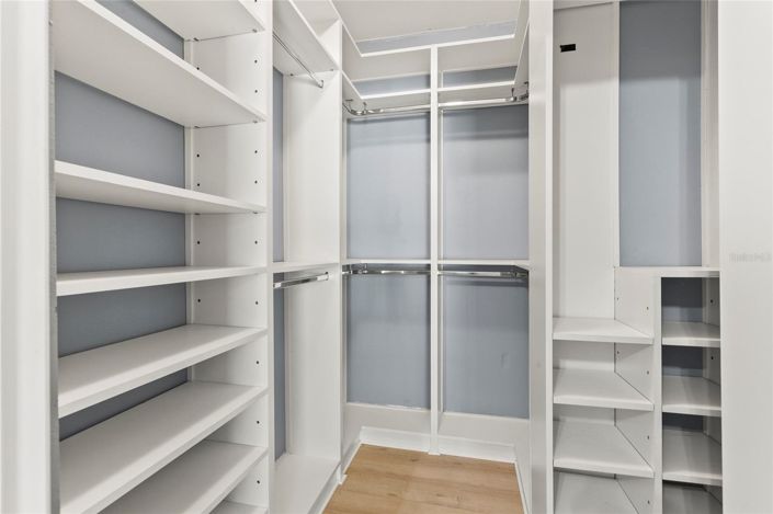 Image No.37-4 Bed House for sale