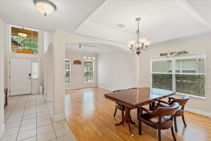 Image No.8-4 Bed House for sale