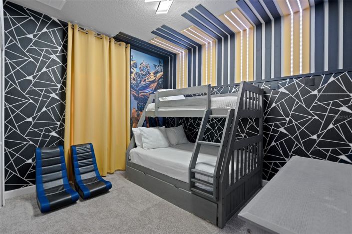 Image No.15-5 Bed Townhouse for sale