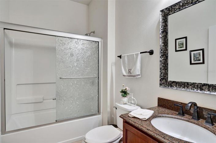 Image No.17-5 Bed House for sale