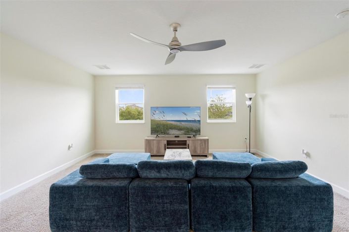 Image No.17-6 Bed House for sale