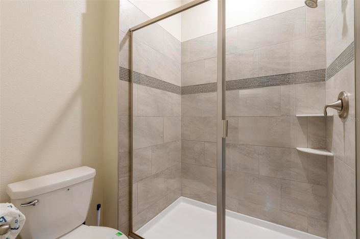 Image No.23-6 Bed House for sale