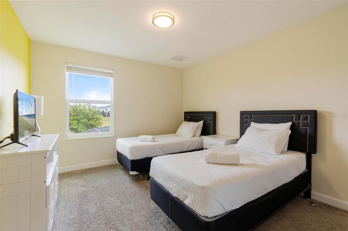 Image No.25-6 Bed House for sale