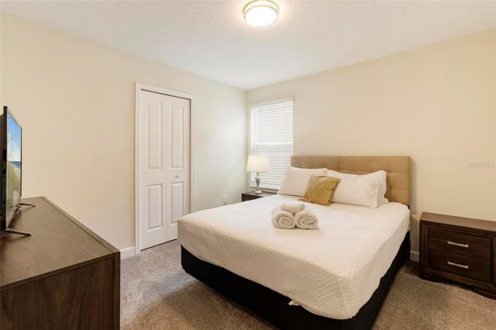 Image No.29-6 Bed House for sale