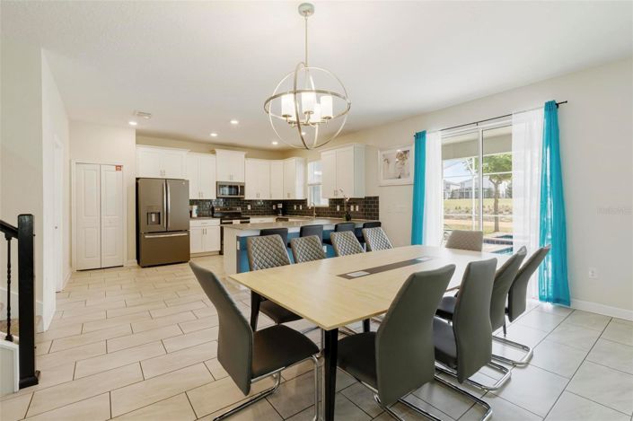 Image No.7-6 Bed House for sale