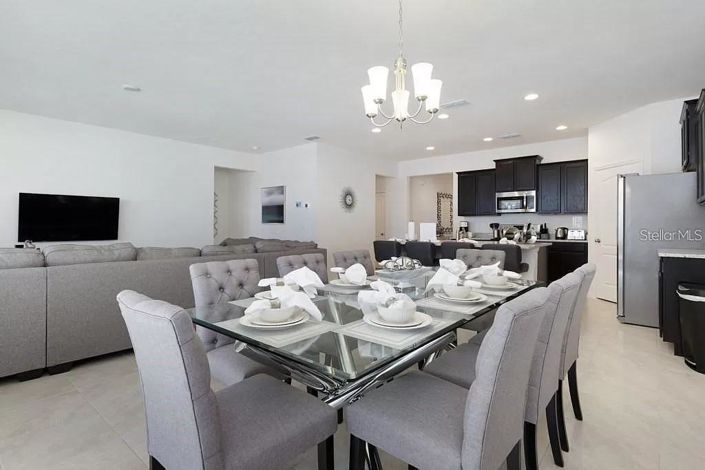 Image No.5-6 Bed House for sale