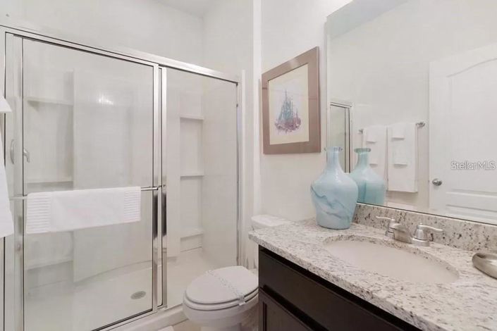 Image No.7-6 Bed House for sale