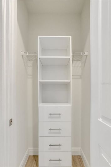 Image No.28-4 Bed House for sale