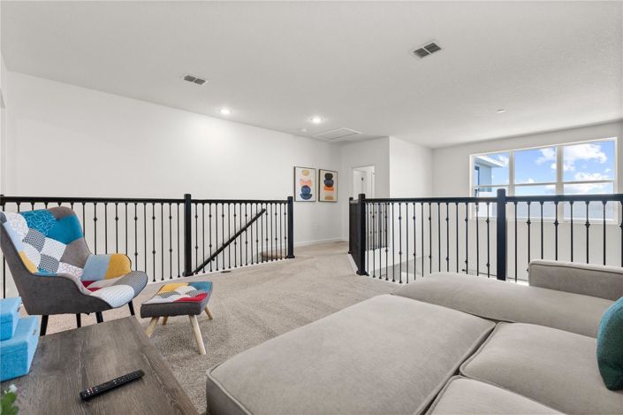 Image No.17-5 Bed House for sale