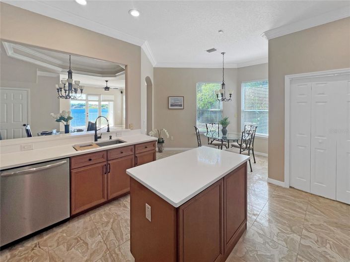 Image No.26-3 Bed Townhouse for sale