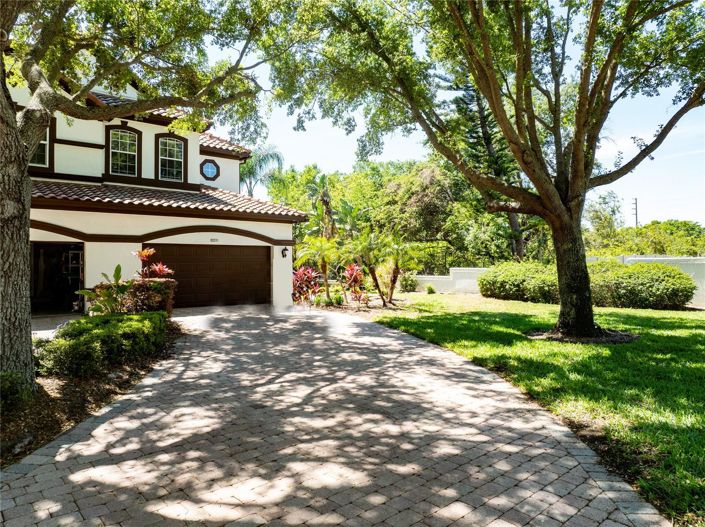 Image No.47-3 Bed Townhouse for sale