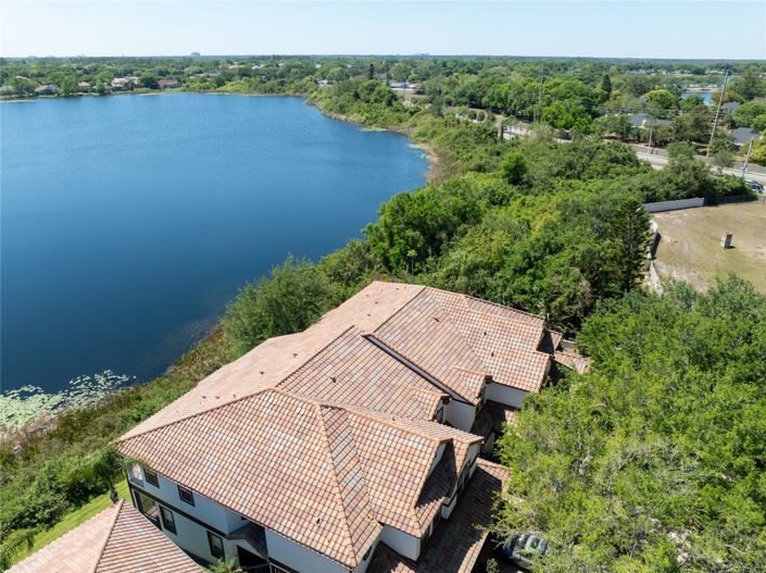 Image No.50-3 Bed Townhouse for sale