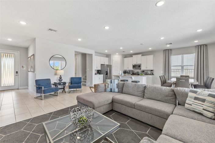 Image No.19-5 Bed House for sale