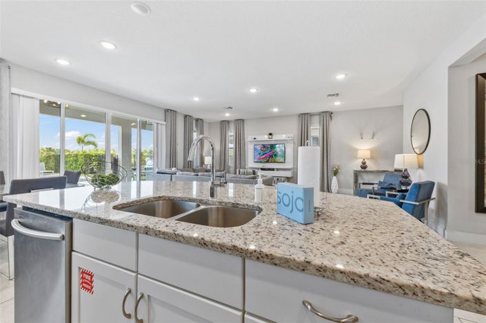 Image No.21-5 Bed House for sale