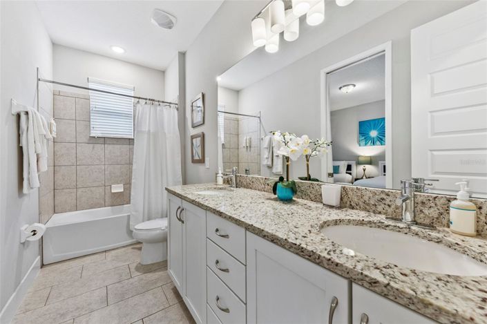 Image No.36-5 Bed House for sale