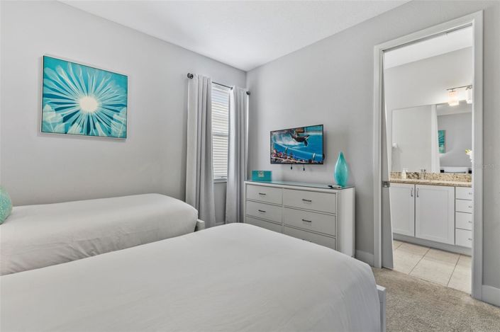 Image No.38-5 Bed House for sale