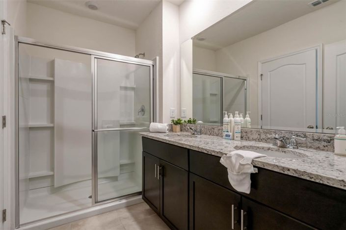 Image No.73-6 Bed House for sale