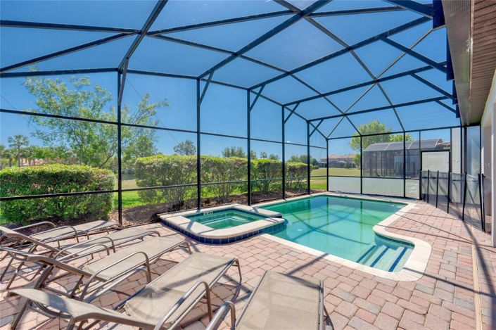 Image No.33-6 Bed House for sale