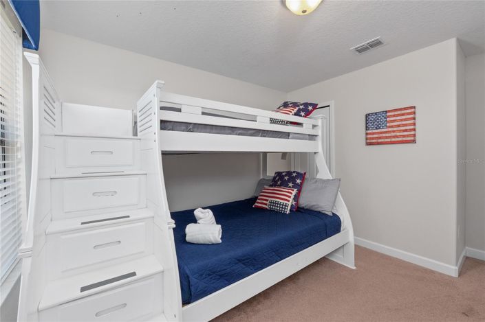 Image No.52-6 Bed House for sale