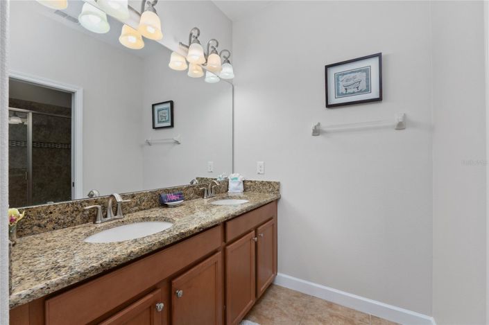 Image No.59-6 Bed House for sale