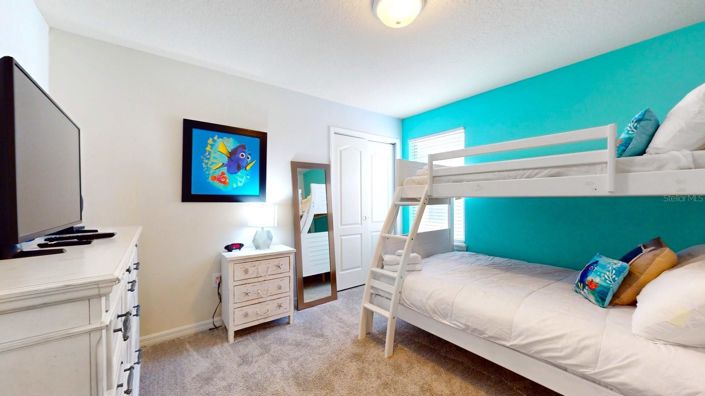 Image No.35-8 Bed House for sale