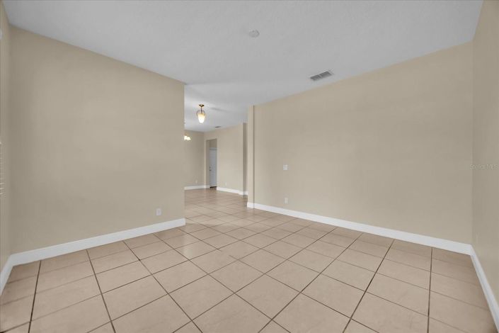 Image No.27-4 Bed House for sale