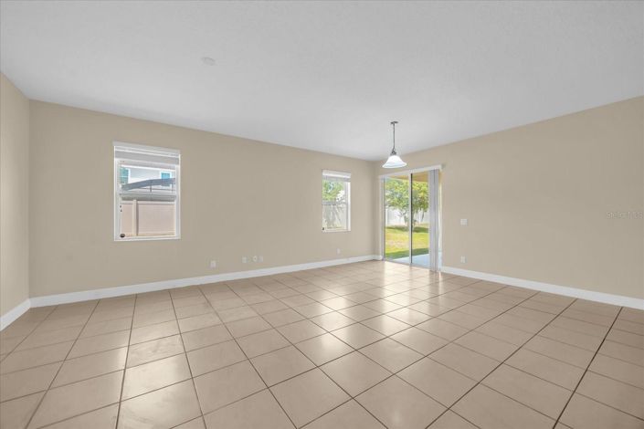 Image No.4-4 Bed House for sale