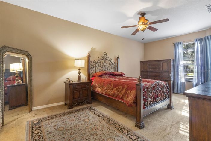 Image No.19-5 Bed House for sale