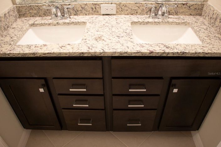 Image No.69-Maison de ville de 5 chambres à vendre à Clermont