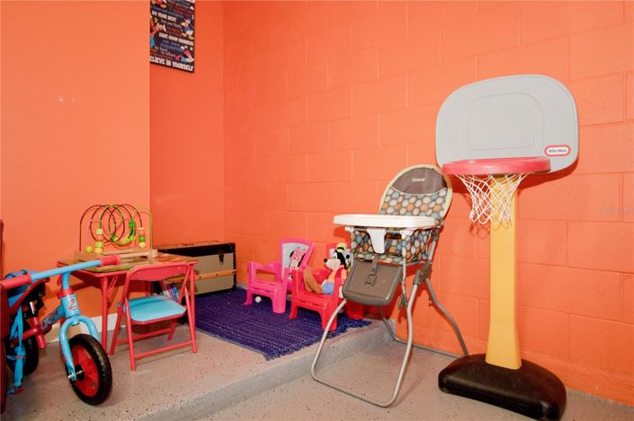 Image No.29-6 Bed House for sale