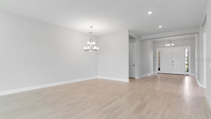 Image No.13-3 Bed House for sale