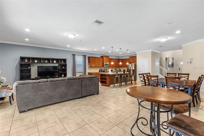 Image No.13-8 Bed House for sale