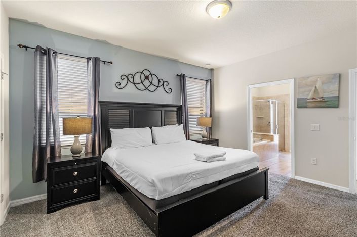 Image No.14-8 Bed House for sale