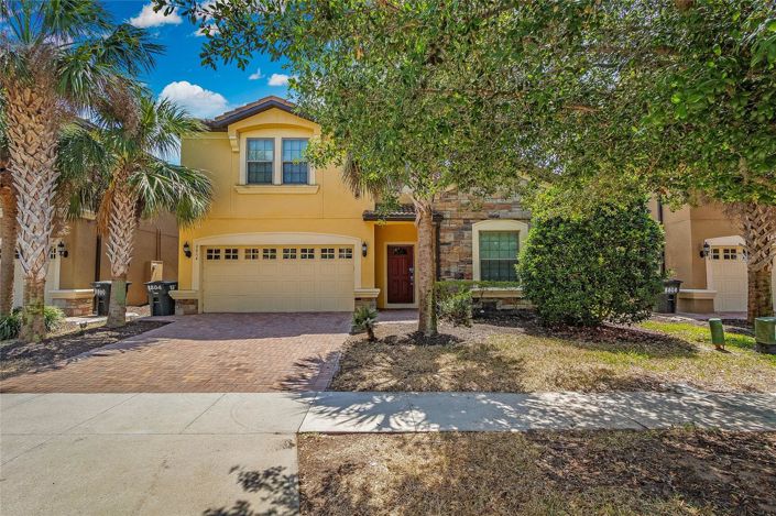 Image No.2-8 Bed House for sale