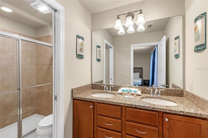 Image No.20-8 Bed House for sale