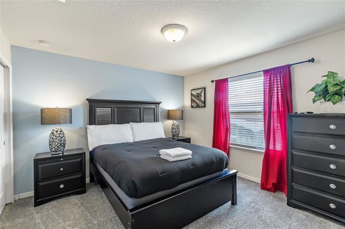 Image No.24-8 Bed House for sale