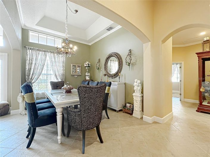 Image No.12-4 Bed House for sale