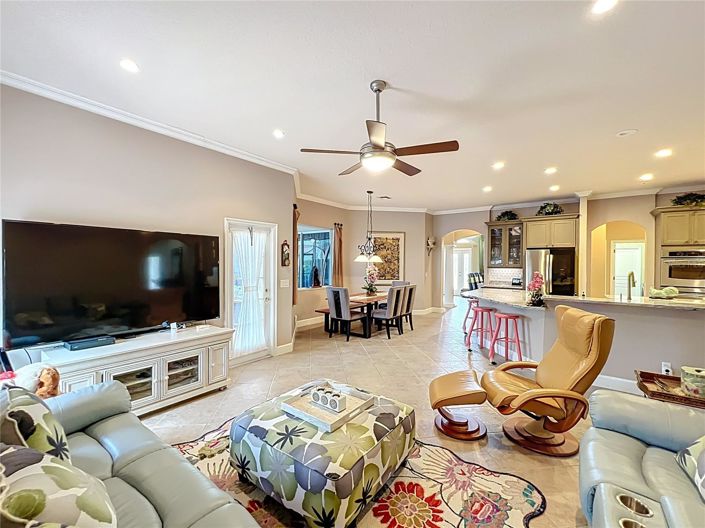 Image No.30-4 Bed House for sale