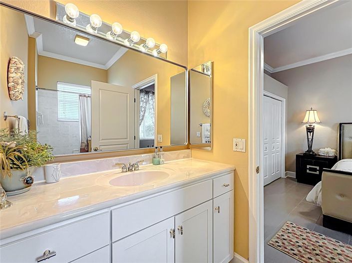 Image No.44-4 Bed House for sale