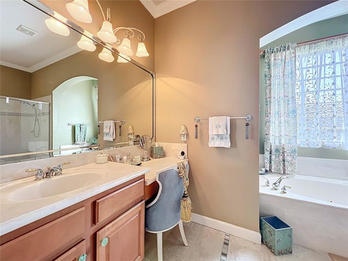 Image No.53-4 Bed House for sale