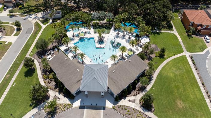 Image No.8-7 Bed House for sale