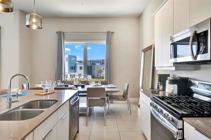 Image No.12-5 Bed Apartment for sale